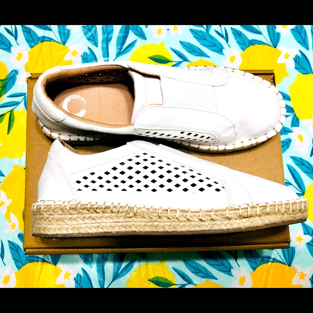 Women’s size 6 1/2 Kandis Espadrille Sneaker will highlight your chic style.